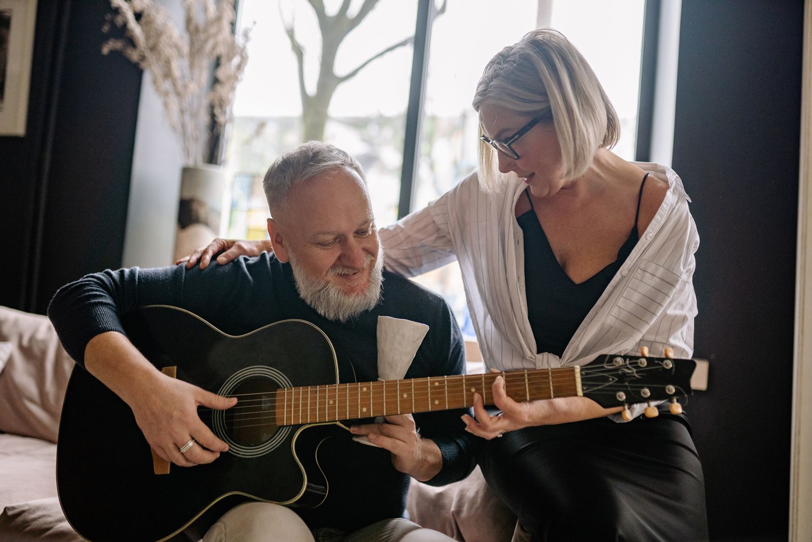 Seniors enjoying familiar songs together — Memory Through Melody